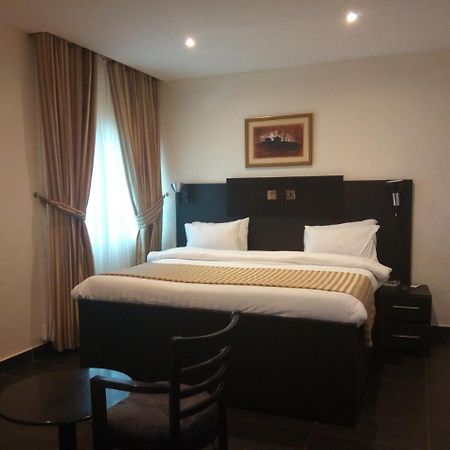 Eden Crest Hotel & Resort Enugu Exteriör bild
