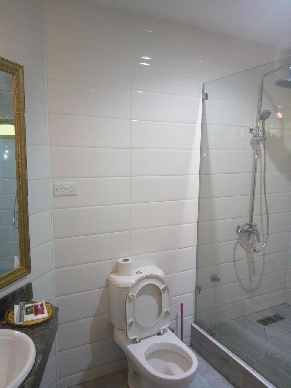 Eden Crest Hotel & Resort Enugu Exteriör bild