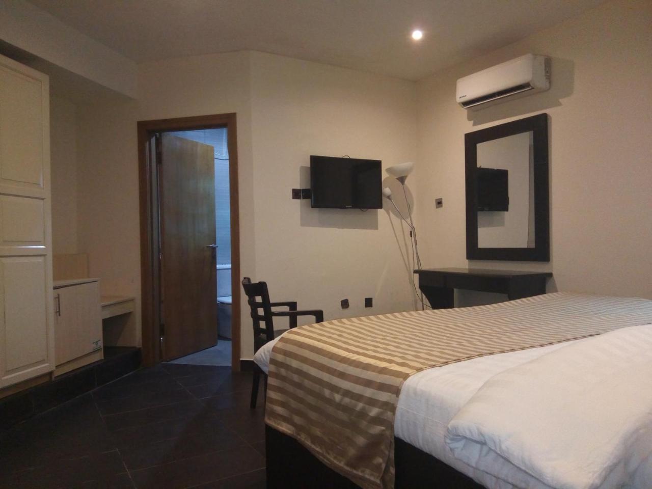 Eden Crest Hotel & Resort Enugu Exteriör bild