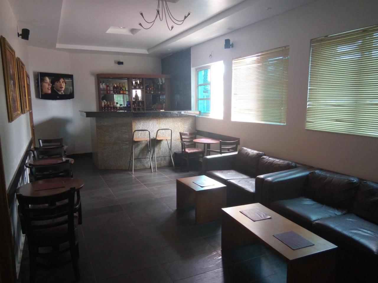 Eden Crest Hotel & Resort Enugu Exteriör bild